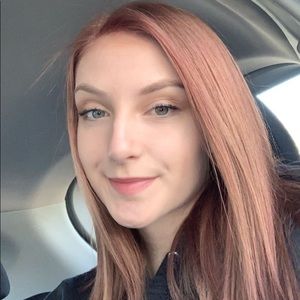 Meet your Posher, Breanna